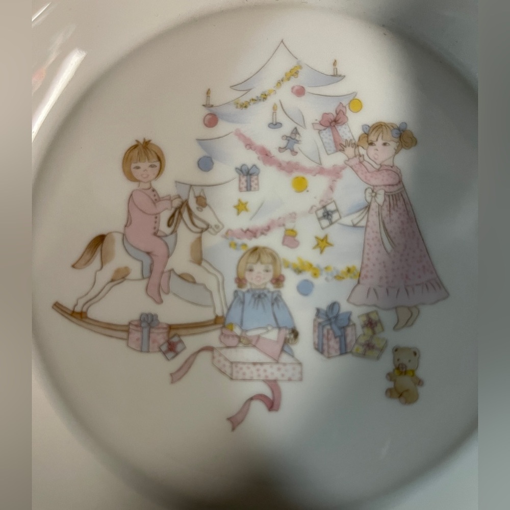Royal Limoges France Christmas theme Bowl.